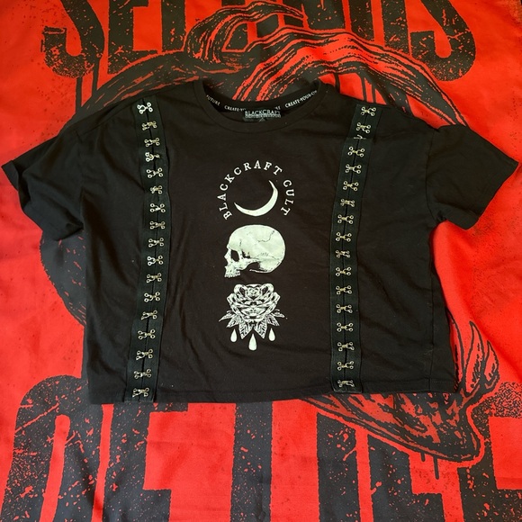 BlackCraft Hook & Eye Closure Girls Top Hot Topic Exclusive - Picture 1 of 7